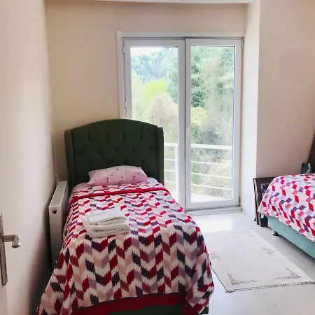 Sapanca Grand Vadi Kapali Isitma Havuzlu *