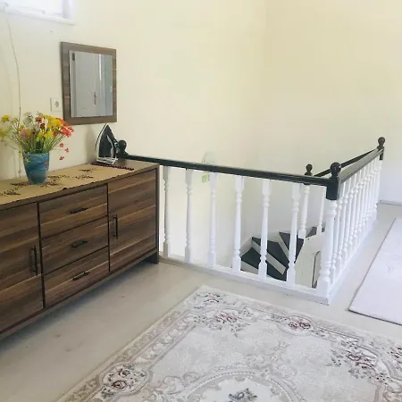 Sapanca Grand Vadi Kapali Isitma Havuzlu