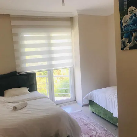 Sapanca Grand Vadi Kapali Isitma Havuzlu