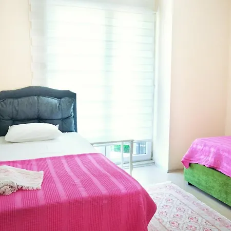 Villa Sapanca Grand Vadi Kapali Isitma Havuzlu