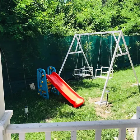 Sapanca Grand Vadi Kapali Isitma Havuzlu Villa *